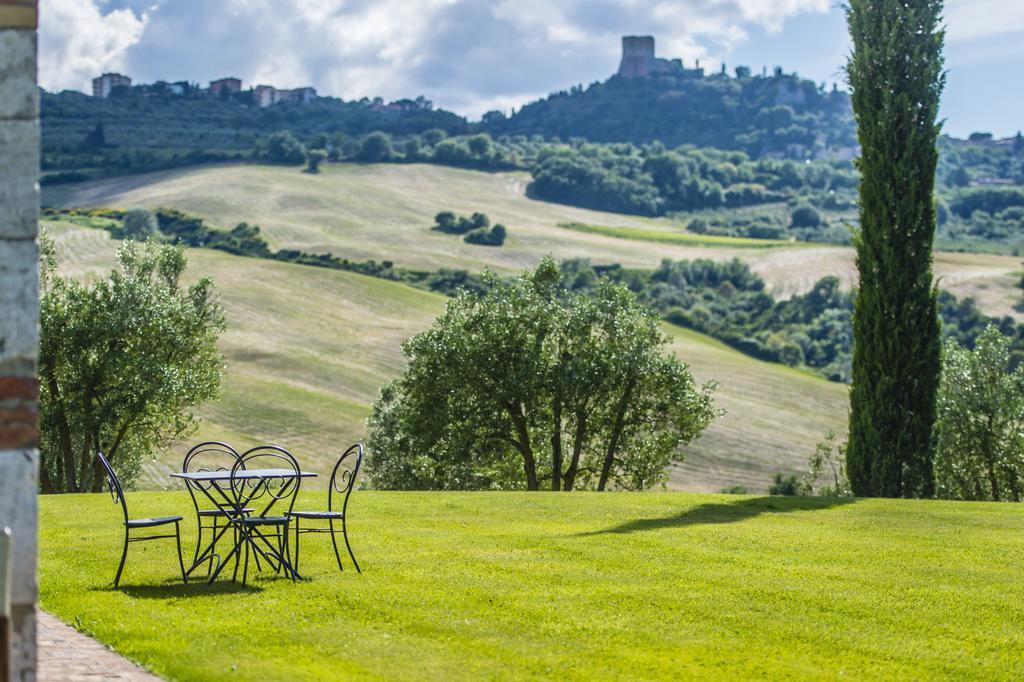 באניו ויניוני Agriturismo Poggio Istiano מראה חיצוני תמונה